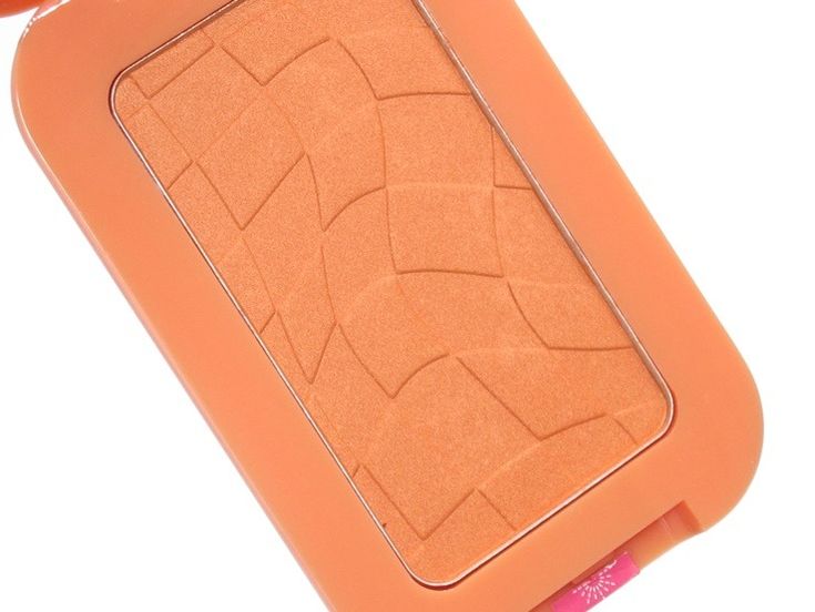 NYX Professional Makeup Buttermelt Blush