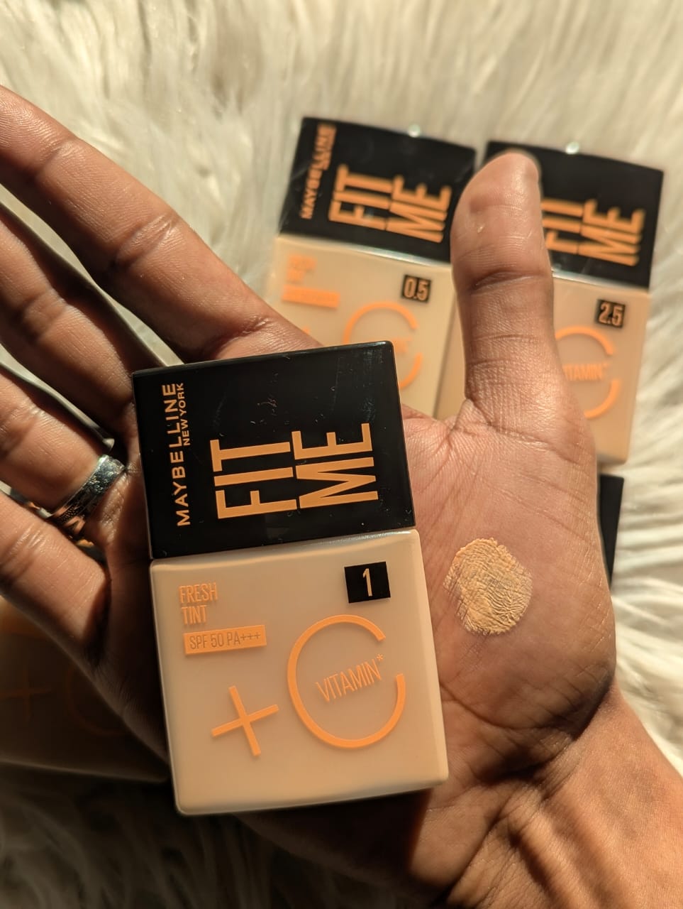 Maybelline - Fit Me Foundation Fresh Tint SPF50