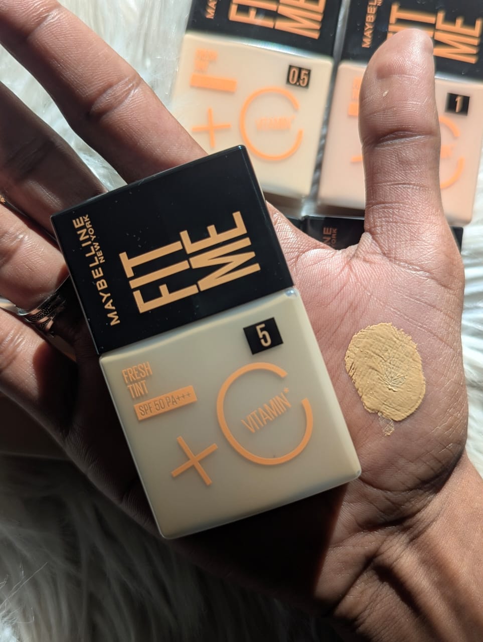 Maybelline - Fit Me Foundation Fresh Tint SPF50