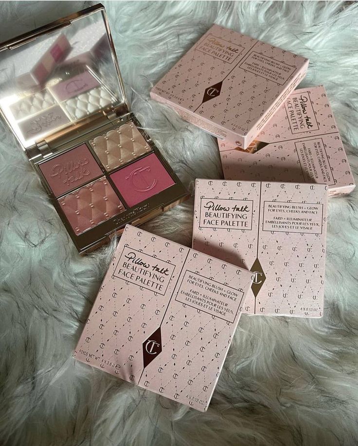 Charlotte Tilbury Pillow Talk Beautifying Face Palette