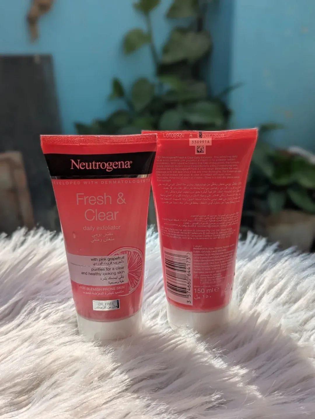 Neutrogena Fresh & Clear Daily Exfoliator 150ml