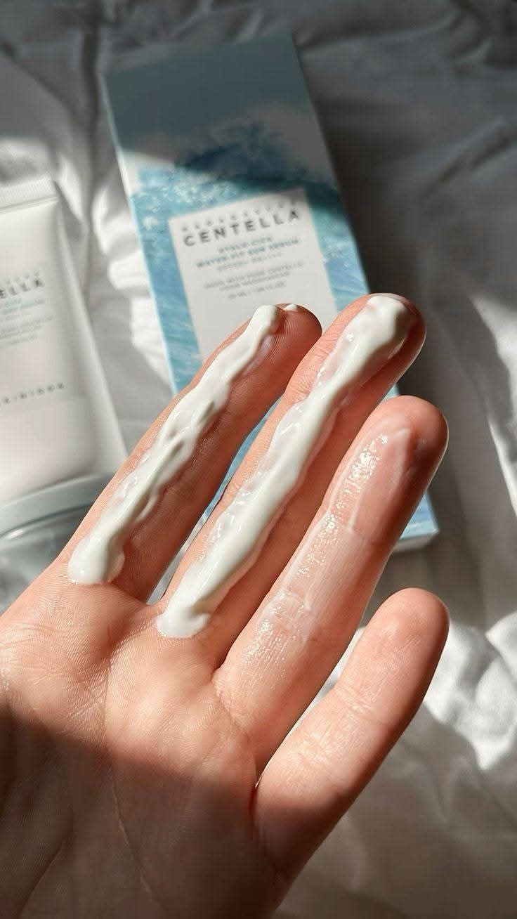 Skin1004 Centella Hyalu-cica water fit suncreen spf50