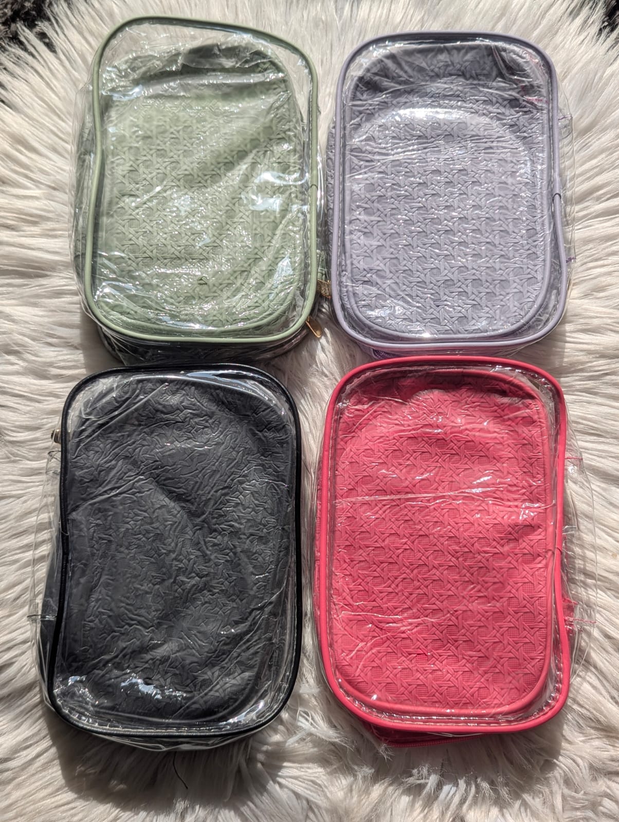 Makeup pouch 4in1
4 color available