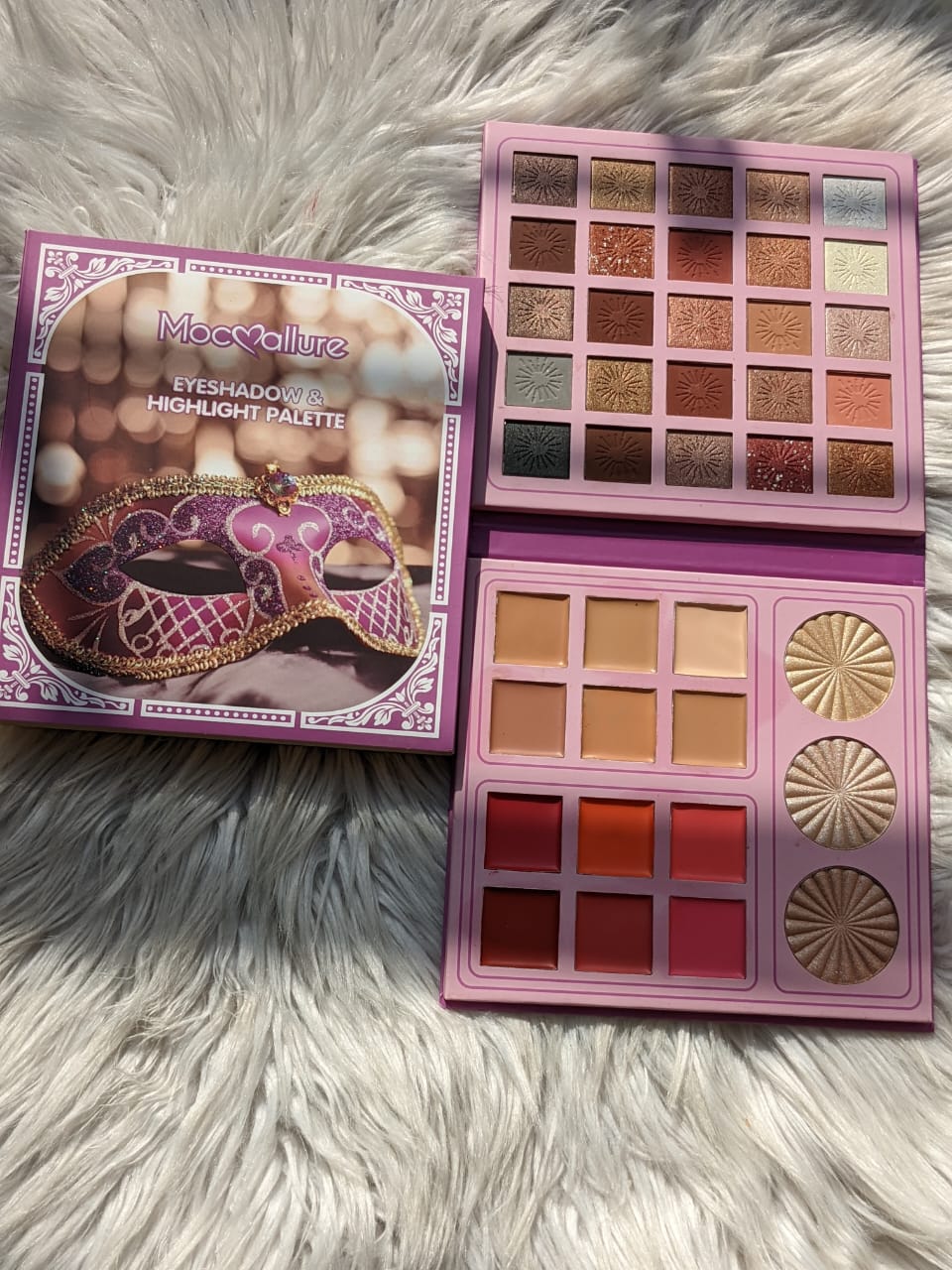 Mocallure all in one book eyeshadow