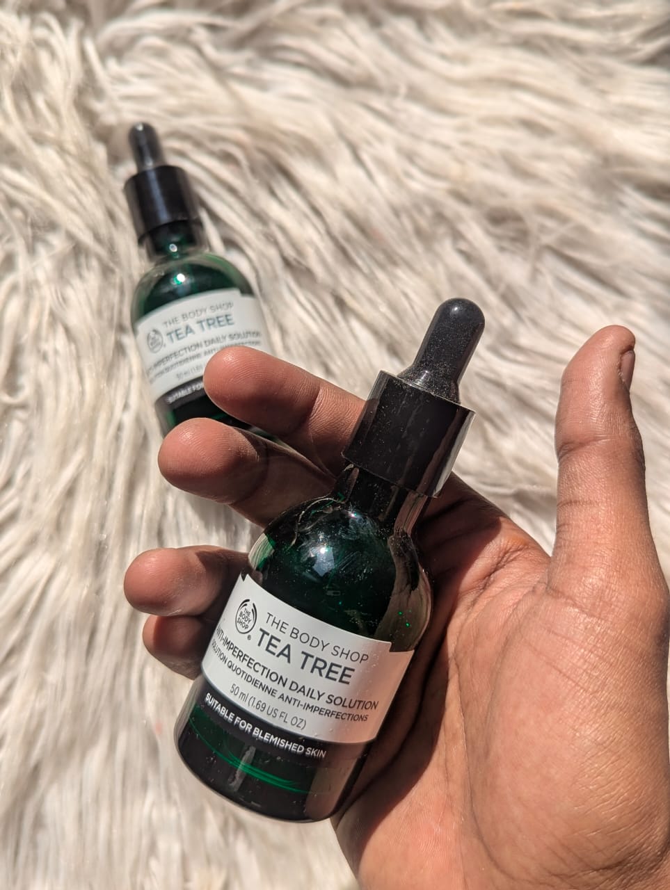 THE BODY SHOP TEA TREE OIL DAILY SOLUTION