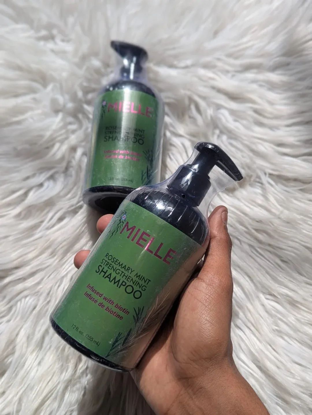 Mielle Rosemary Mint Strengthening Shampoo