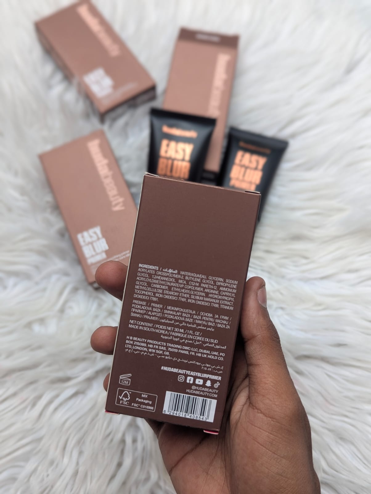 _*Huda Beauty Easy Blur Primer in Bronze Fudge
