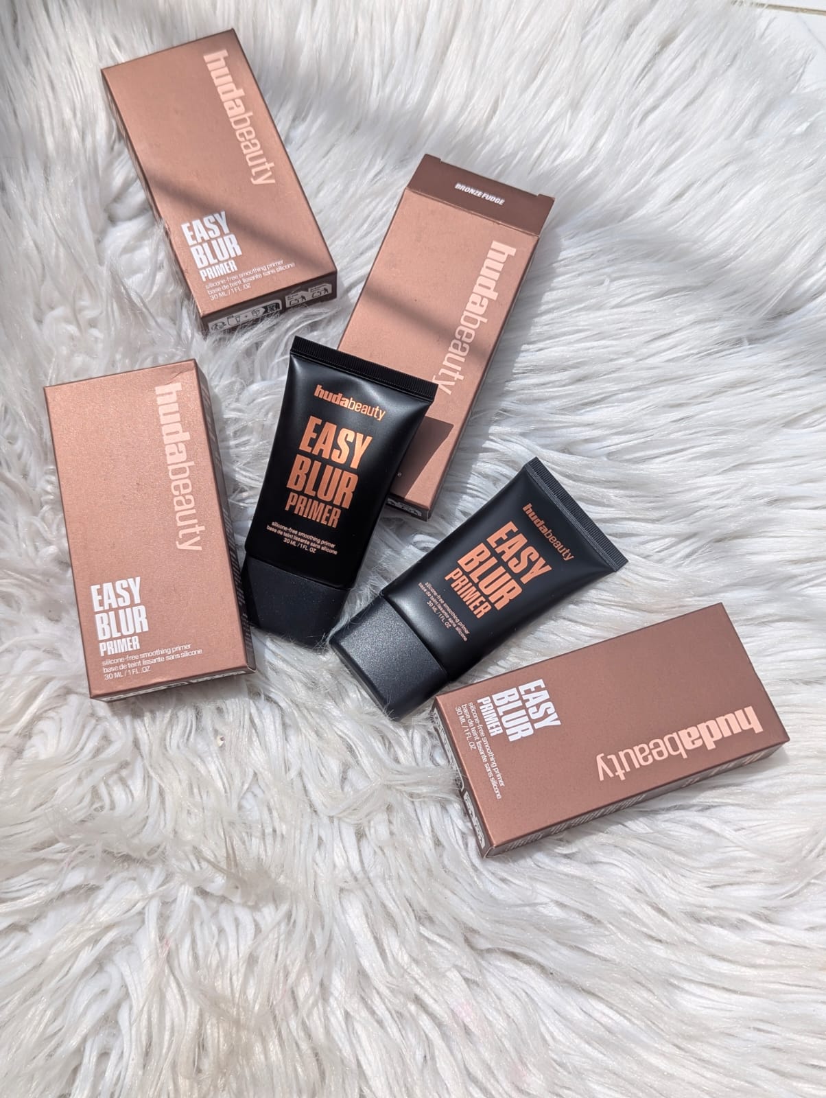 _*Huda Beauty Easy Blur Primer in Bronze Fudge