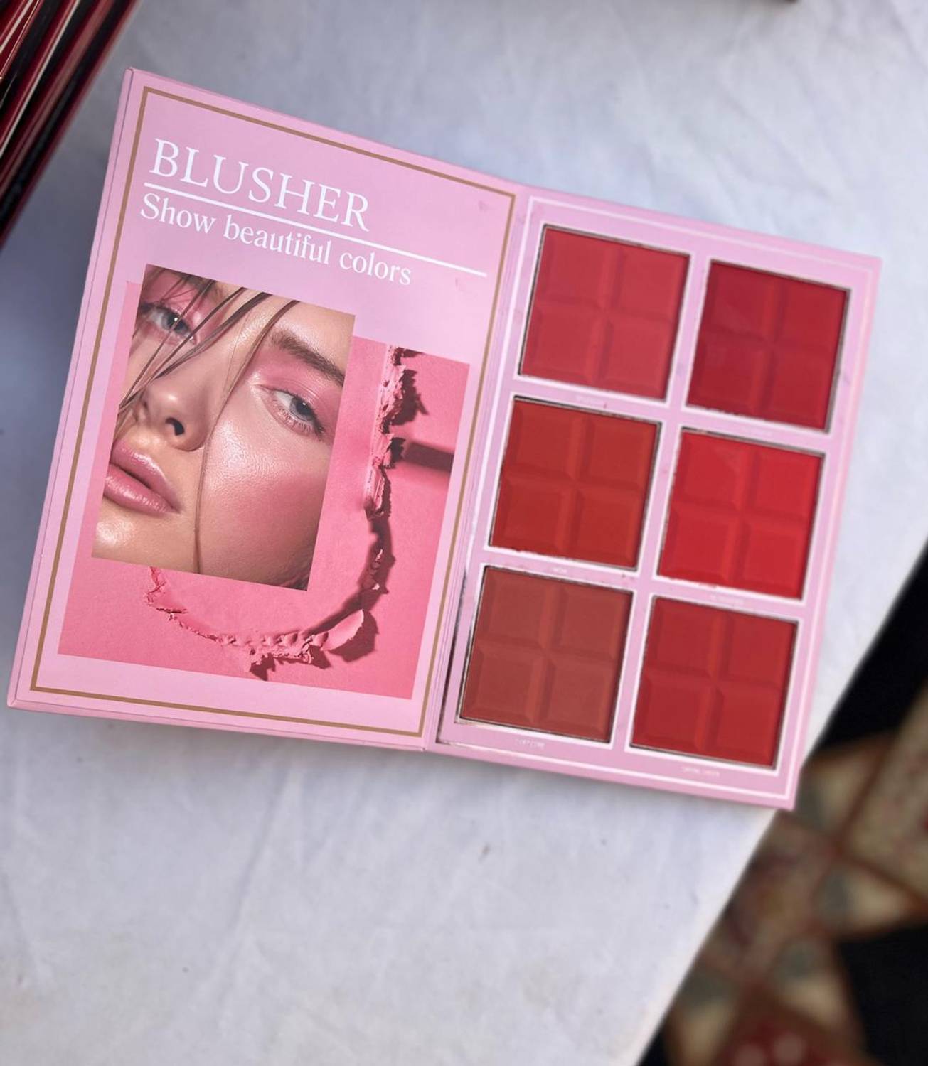Mocallure Heart Floral Makeup Book