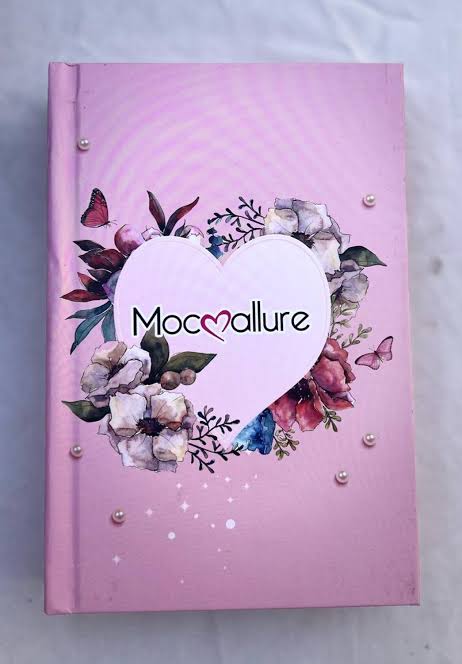 Mocallure Heart Floral Makeup Book