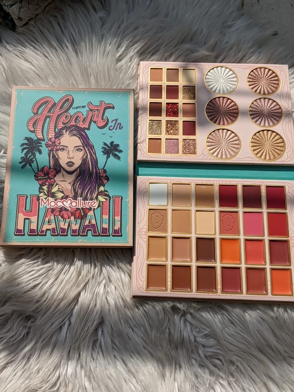 Mocallure all in one book eyeshadows