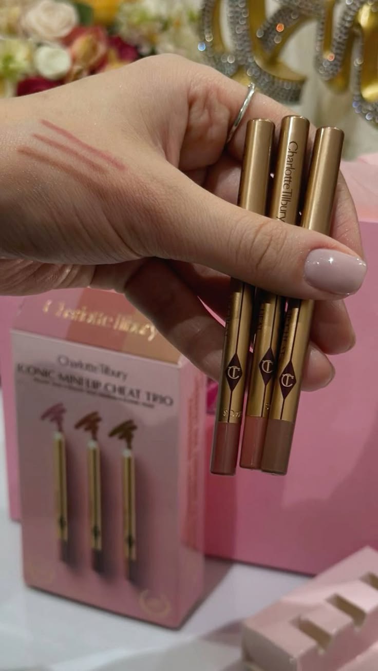 Charlotte Tilbury Iconic Mini Lip Cheat Trio